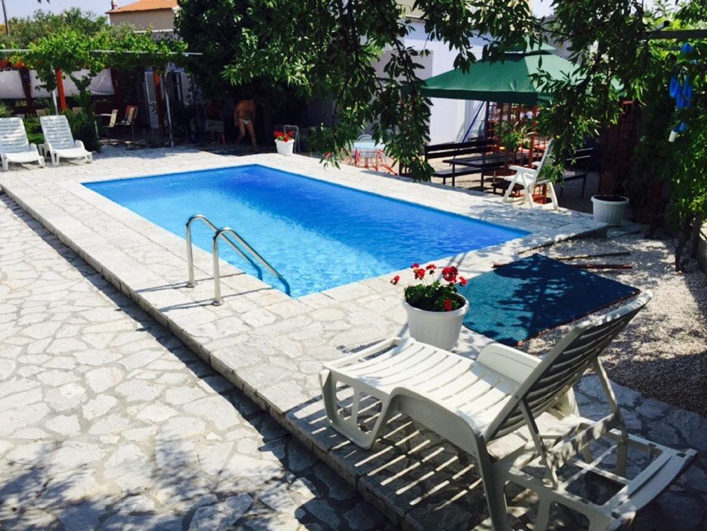 Apartments Jerine Tribalj Szoba fotó