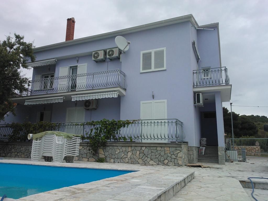 Apartments Jerine Tribalj Szoba fotó